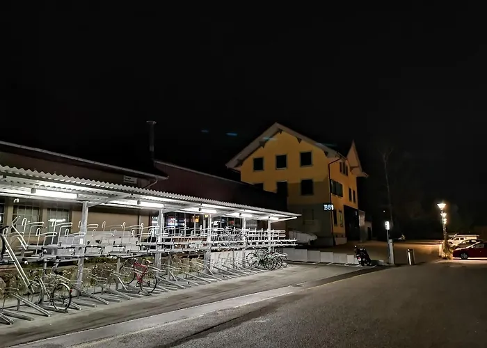 Boutique Bs16 Before Bern Parking Gratis Hotel Schüpfen